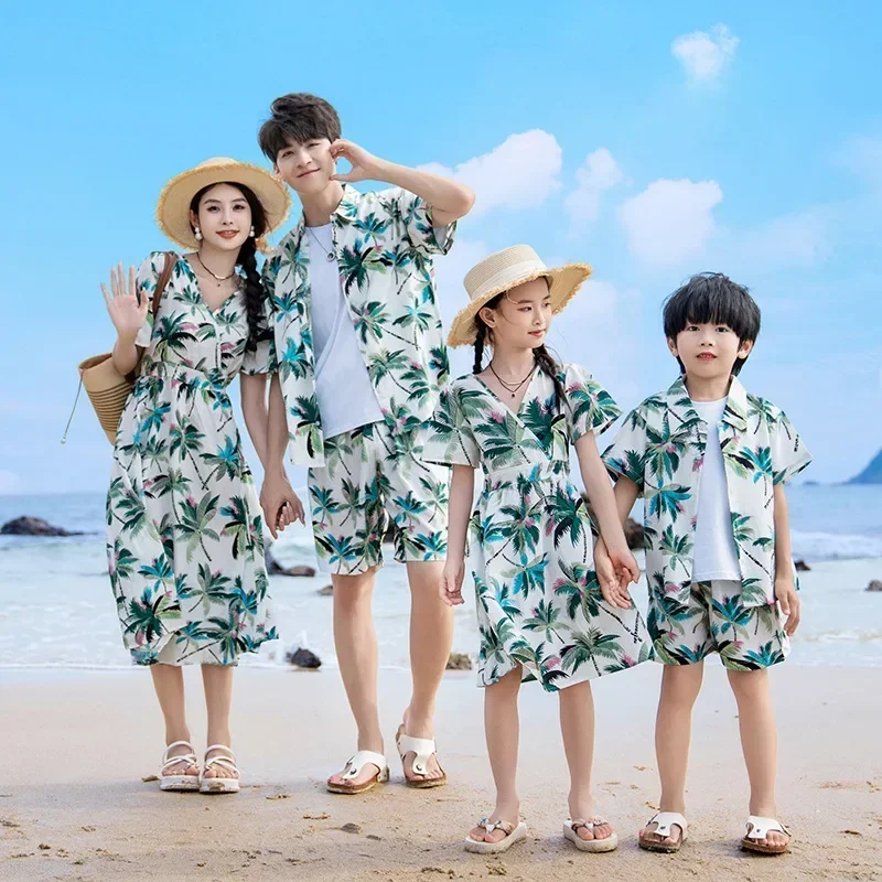 Plant Parental - Vacation Couple Look Parent-childClothing Mom Daughter