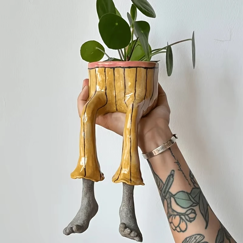 Whimsical Resin Leggy Planter  - Plant Parental recension och pris